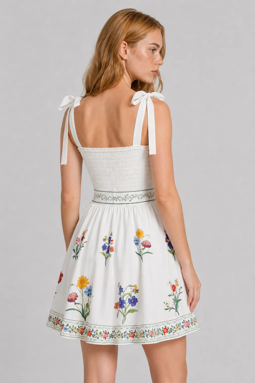 Vestido Curto Branco Alessia