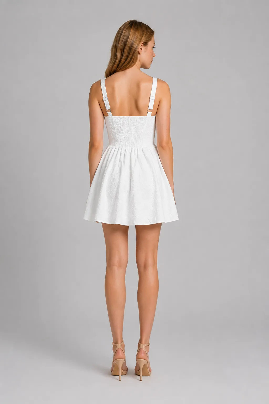 Vestido Curto Branco Yvette