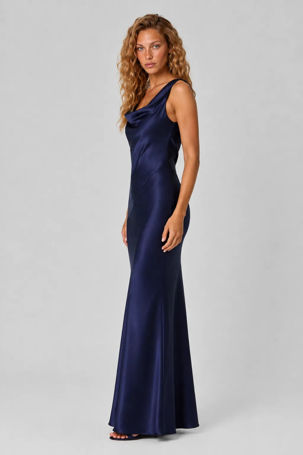 Vestido Longo Elegante Safira