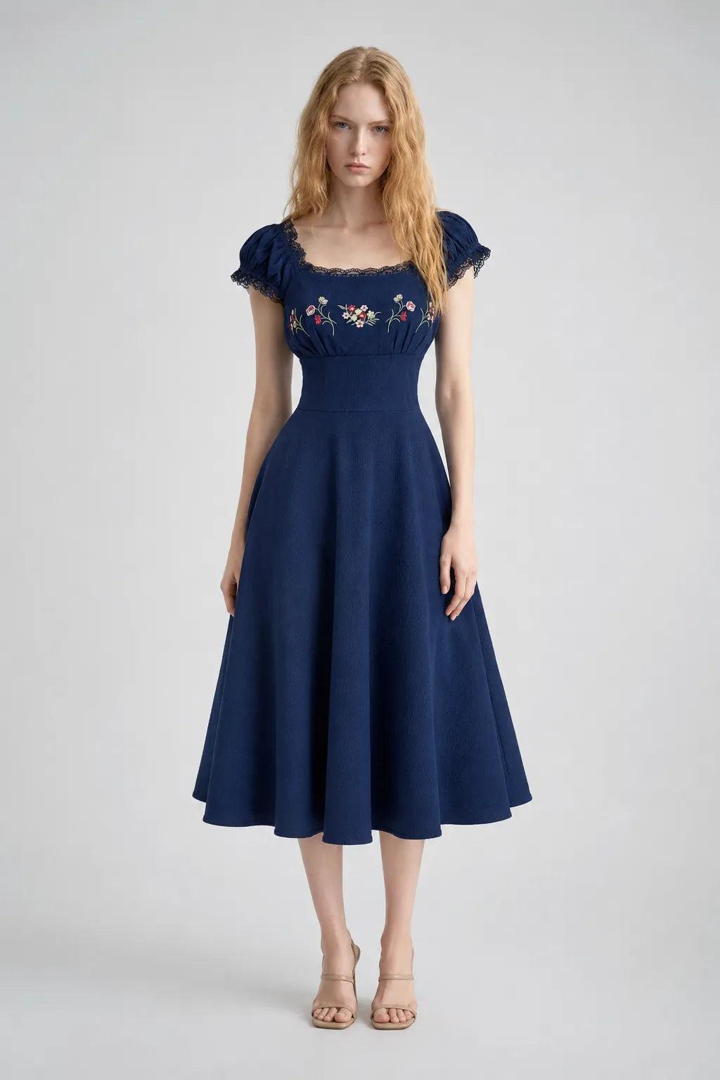 Vestido Midi Elegante Leonora