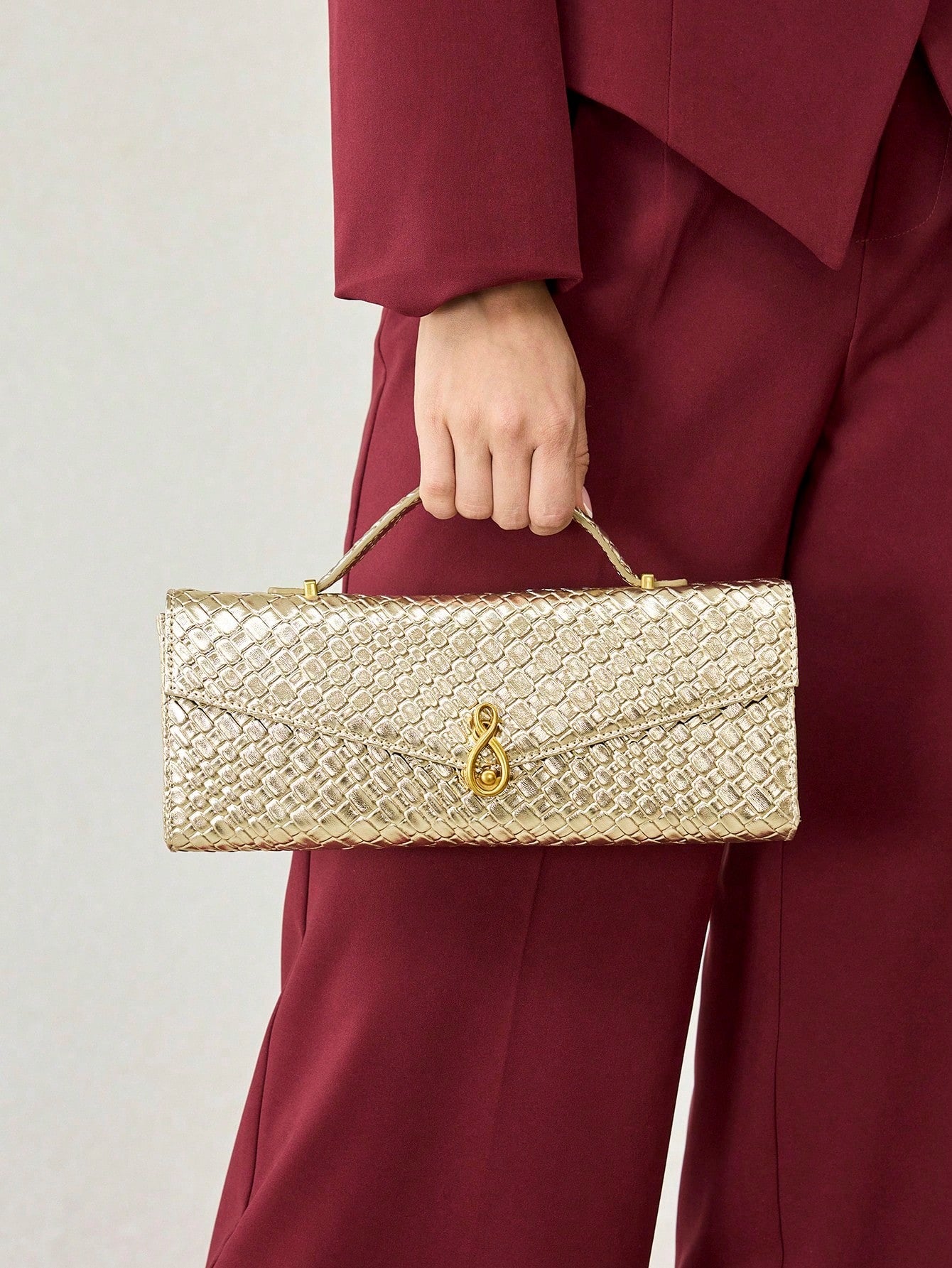 Bolsa Feminina de Couro Dourada Aurélie