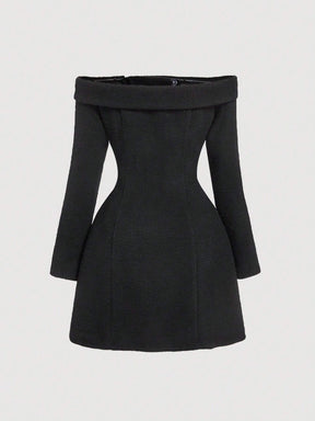 Vestido Curto Preto Celestine