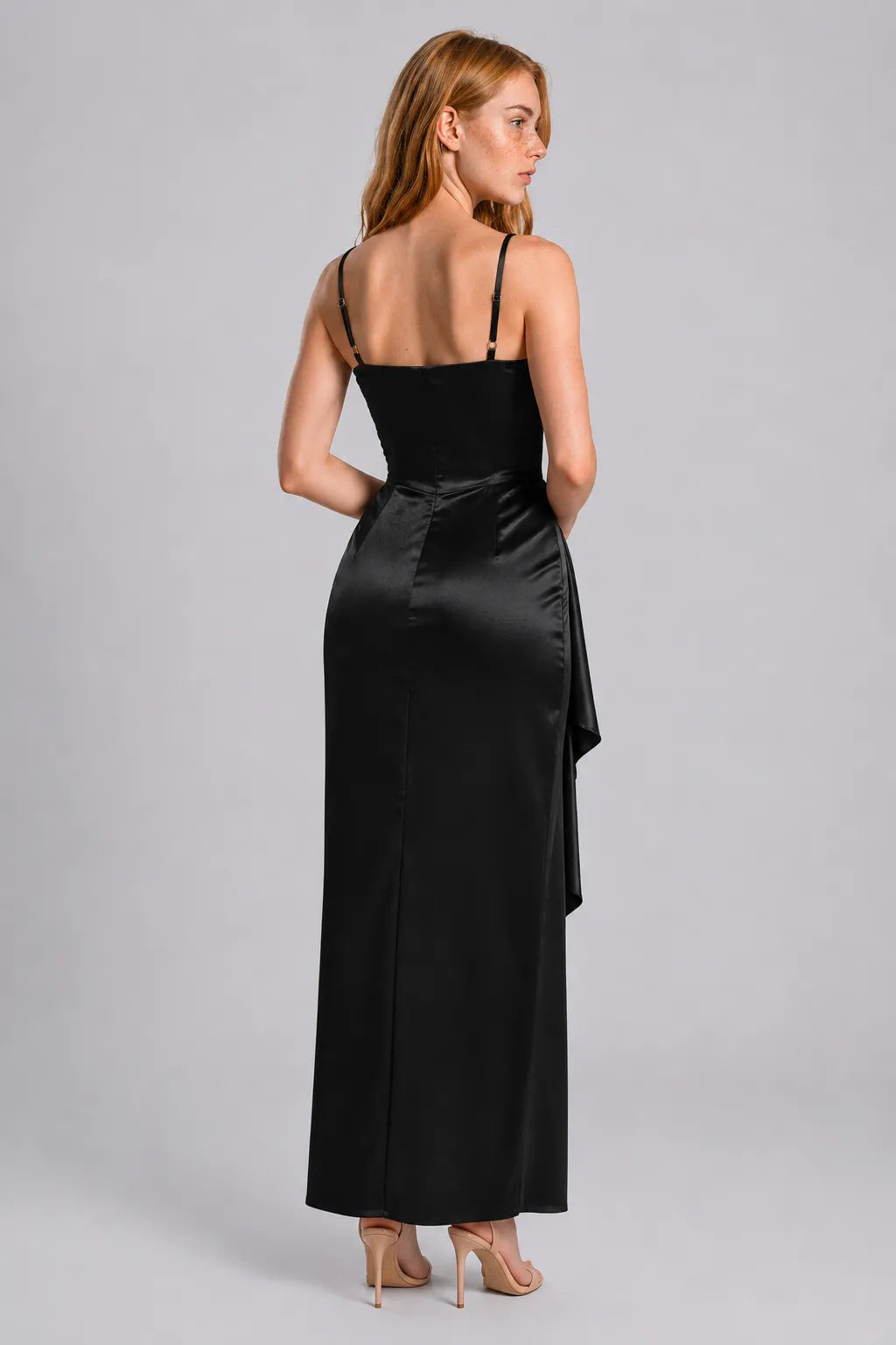 Vestido Longo Preto Ravena