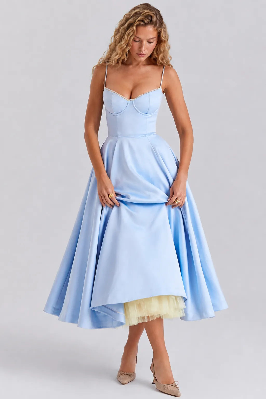 Vestido Midi Elegante Adeline