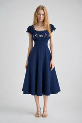 Vestido Midi Elegante Leonora