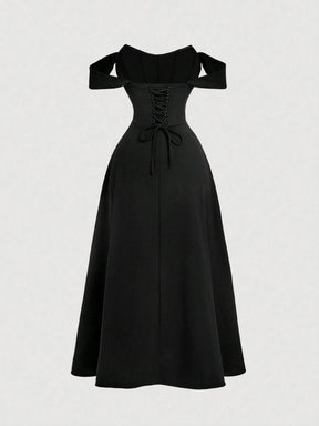 Vestido Midi Preto Elowen