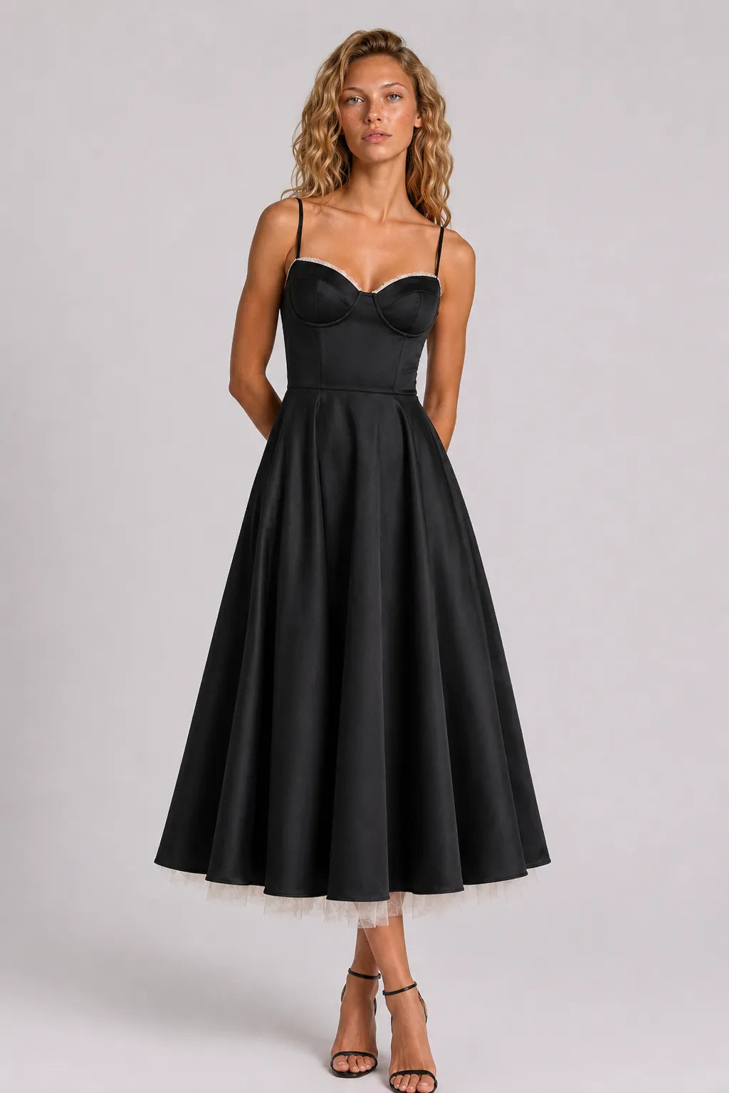 Vestido Midi Preto Selene